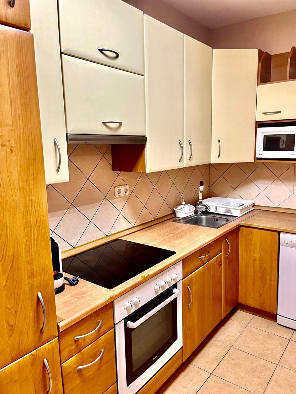 Zen Apartman Будакалас Екстериор снимка